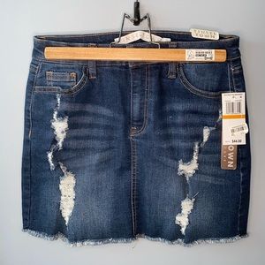 Tinseltown denim couture 15” skirt (Macy’s) NWT